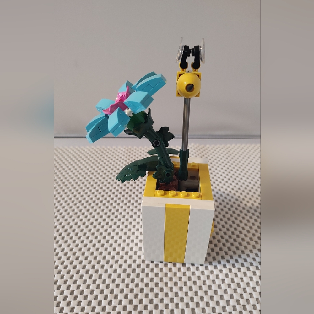 Lego Spring In Bloom 6568276 Building Toy Set - Picture 4 of 4